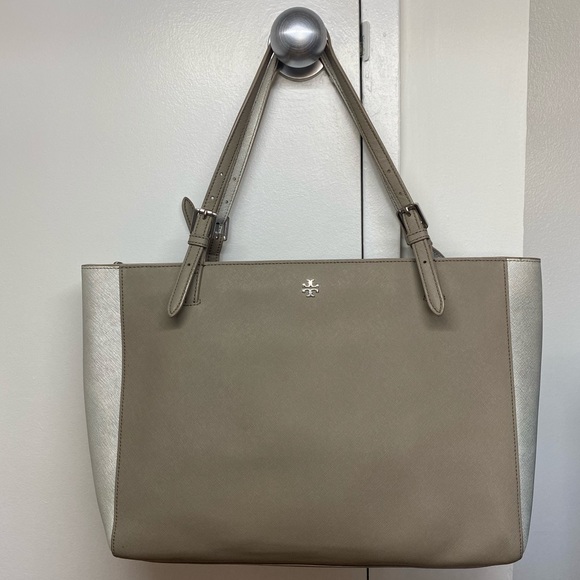 Tory Burch Nude/Tan Tote Bag - Picture 1 of 8